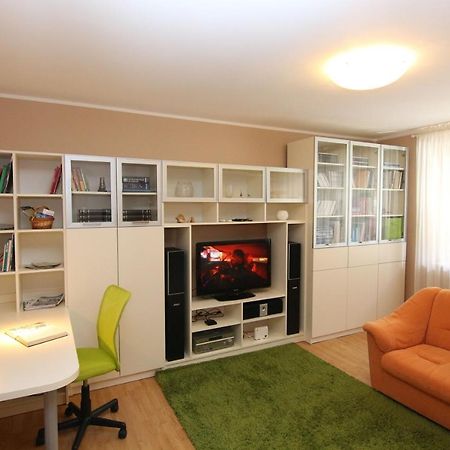 Fast Friend - Cozy Apartment In The Center With Private Garage Рийека Екстериор снимка