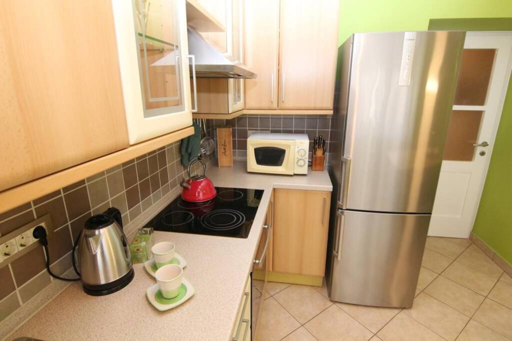 Fast Friend - Cozy Apartment In The Center With Private Garage Рийека Екстериор снимка