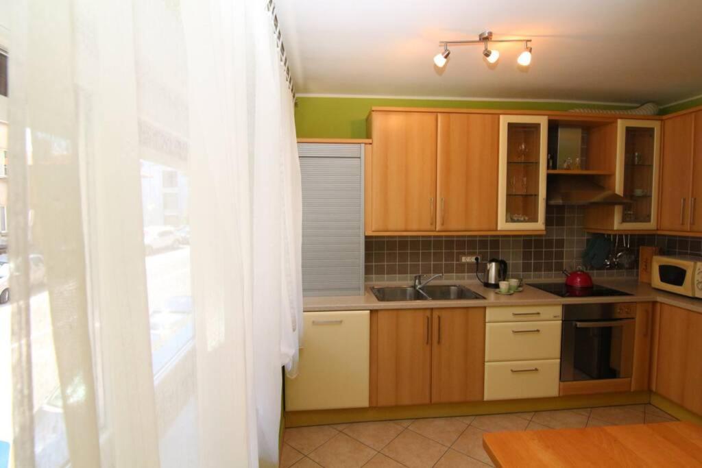 Fast Friend - Cozy Apartment In The Center With Private Garage Рийека Екстериор снимка